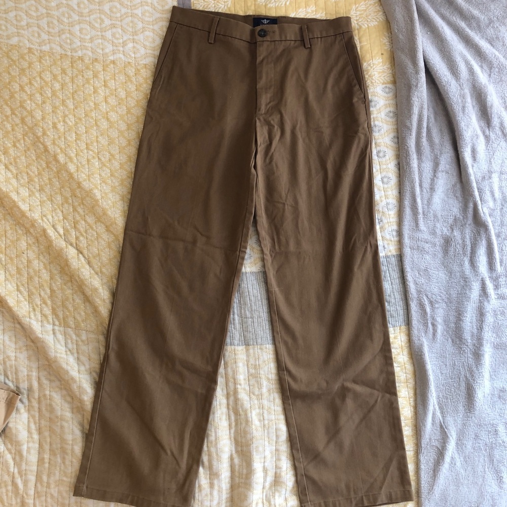 Dockers Straight Fit D2 Brown Pants